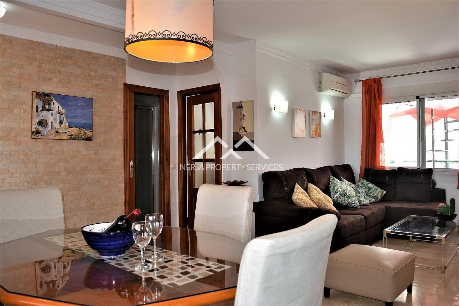 3 bedroom Townhouse for rent in Nerja with pool garage - € 1,100 (Ref: 8901286)