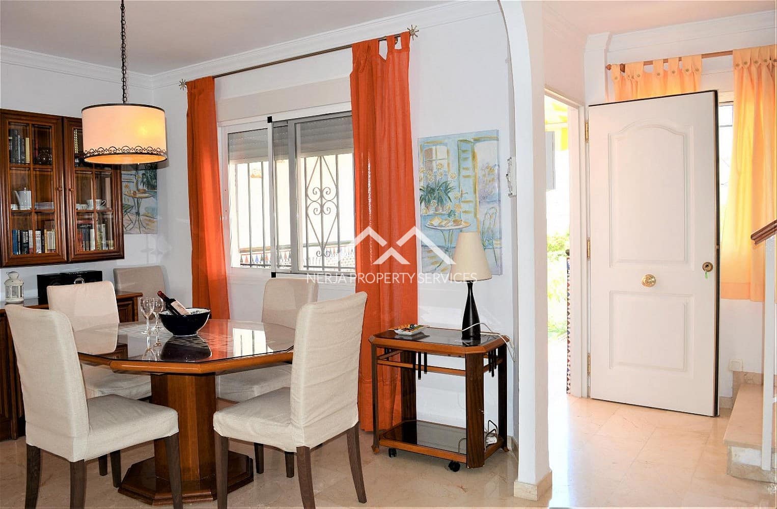 3 bedroom Townhouse for rent in Nerja with pool garage - € 1,100 (Ref: 8901286)