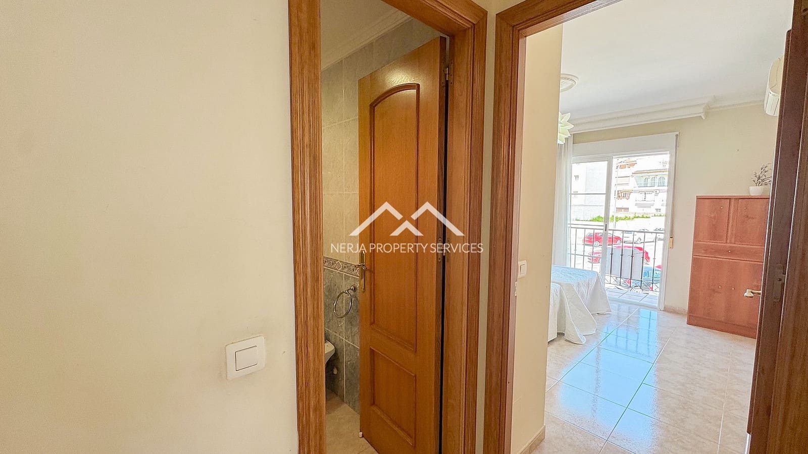 3 soveværelse Lejlighed til salg i Nerja - € 380.000 (Ref: 8917337)