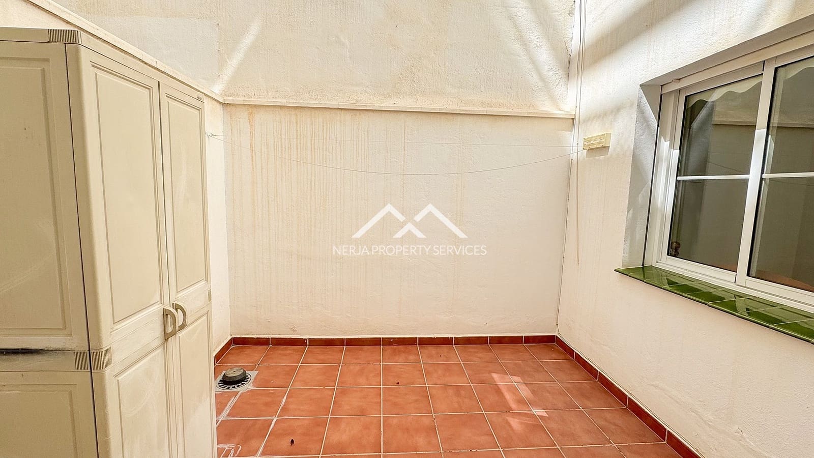 3 soveværelse Lejlighed til salg i Nerja - € 380.000 (Ref: 8917337)