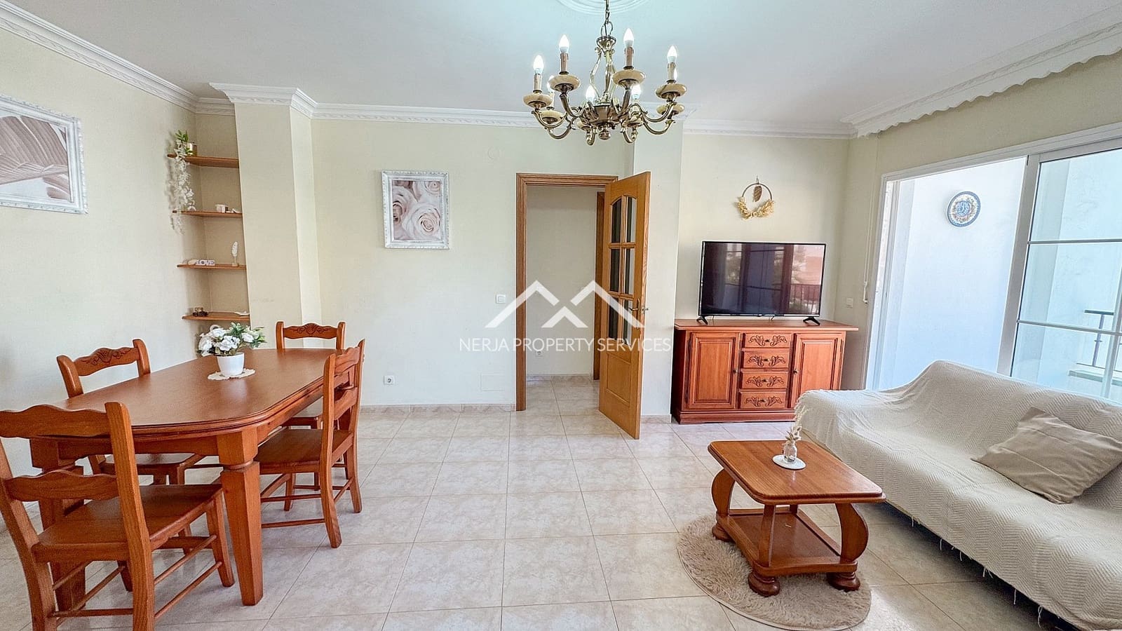 3 soveværelse Lejlighed til salg i Nerja - € 380.000 (Ref: 8917337)