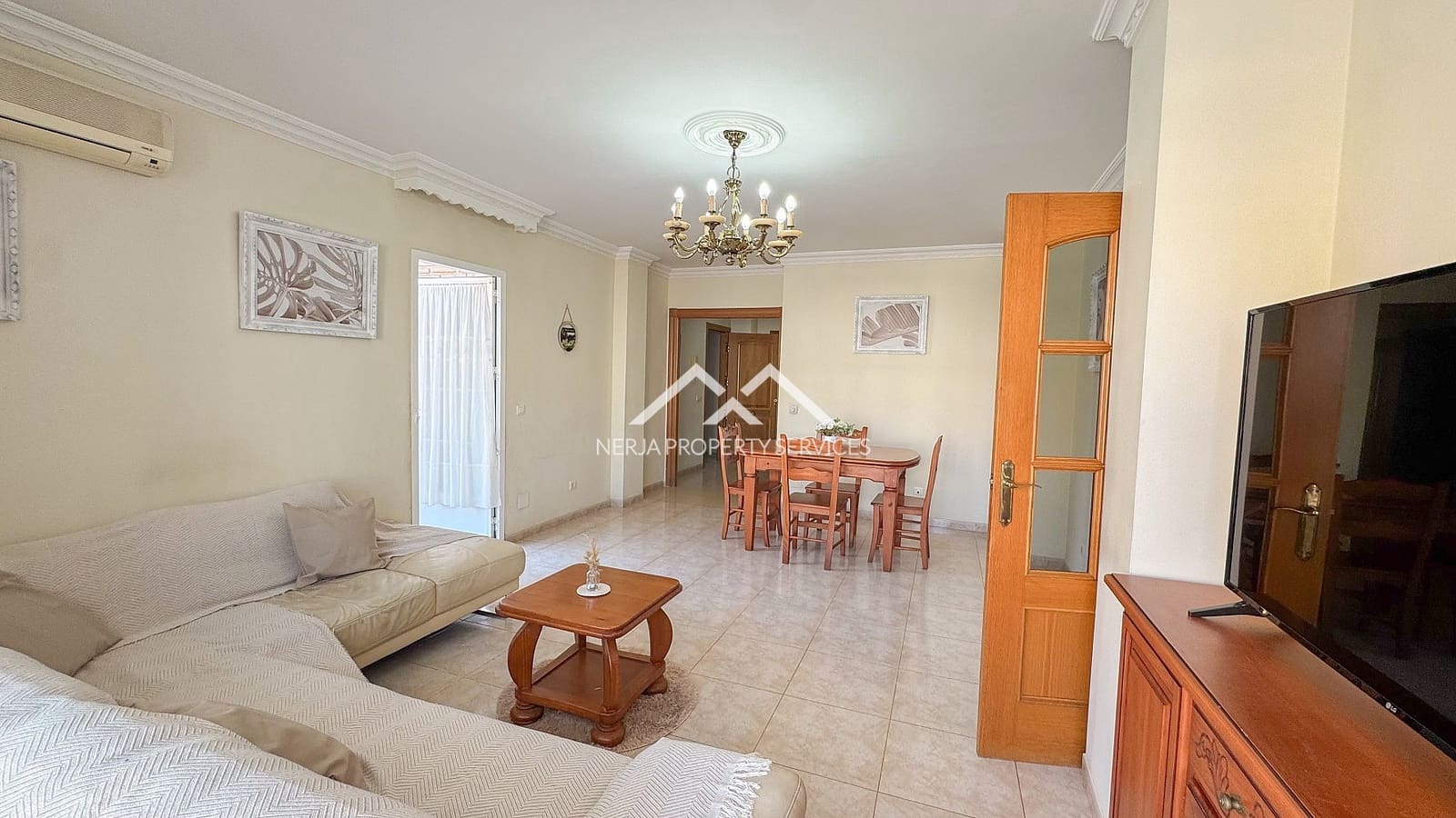 3 soveværelse Lejlighed til salg i Nerja - € 380.000 (Ref: 8917337)