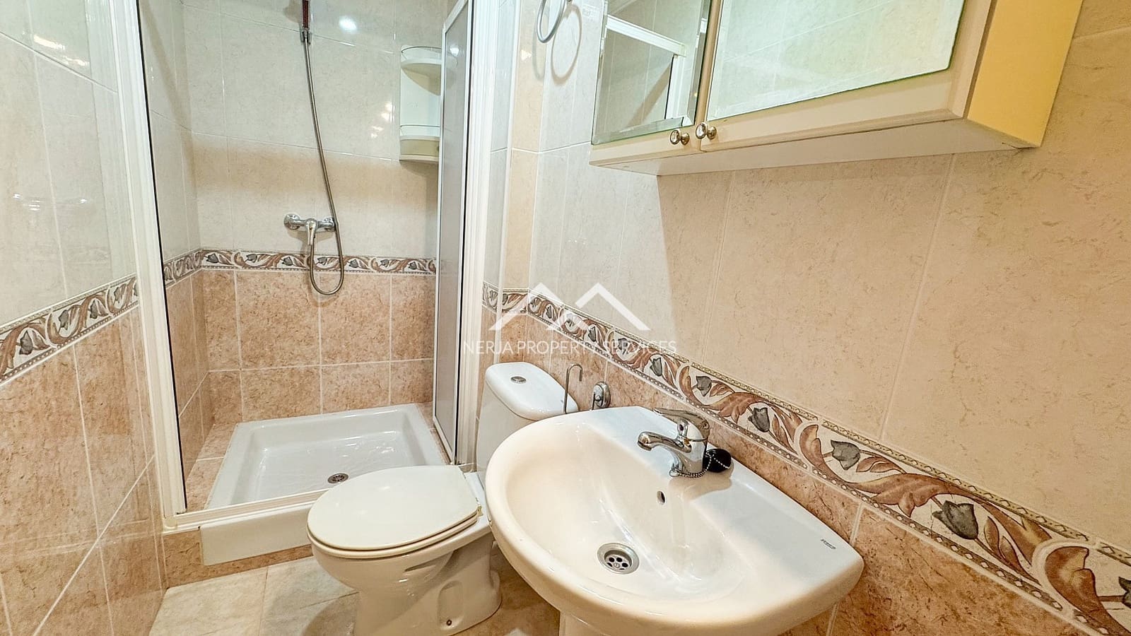 3 soveværelse Lejlighed til salg i Nerja - € 380.000 (Ref: 8917337)