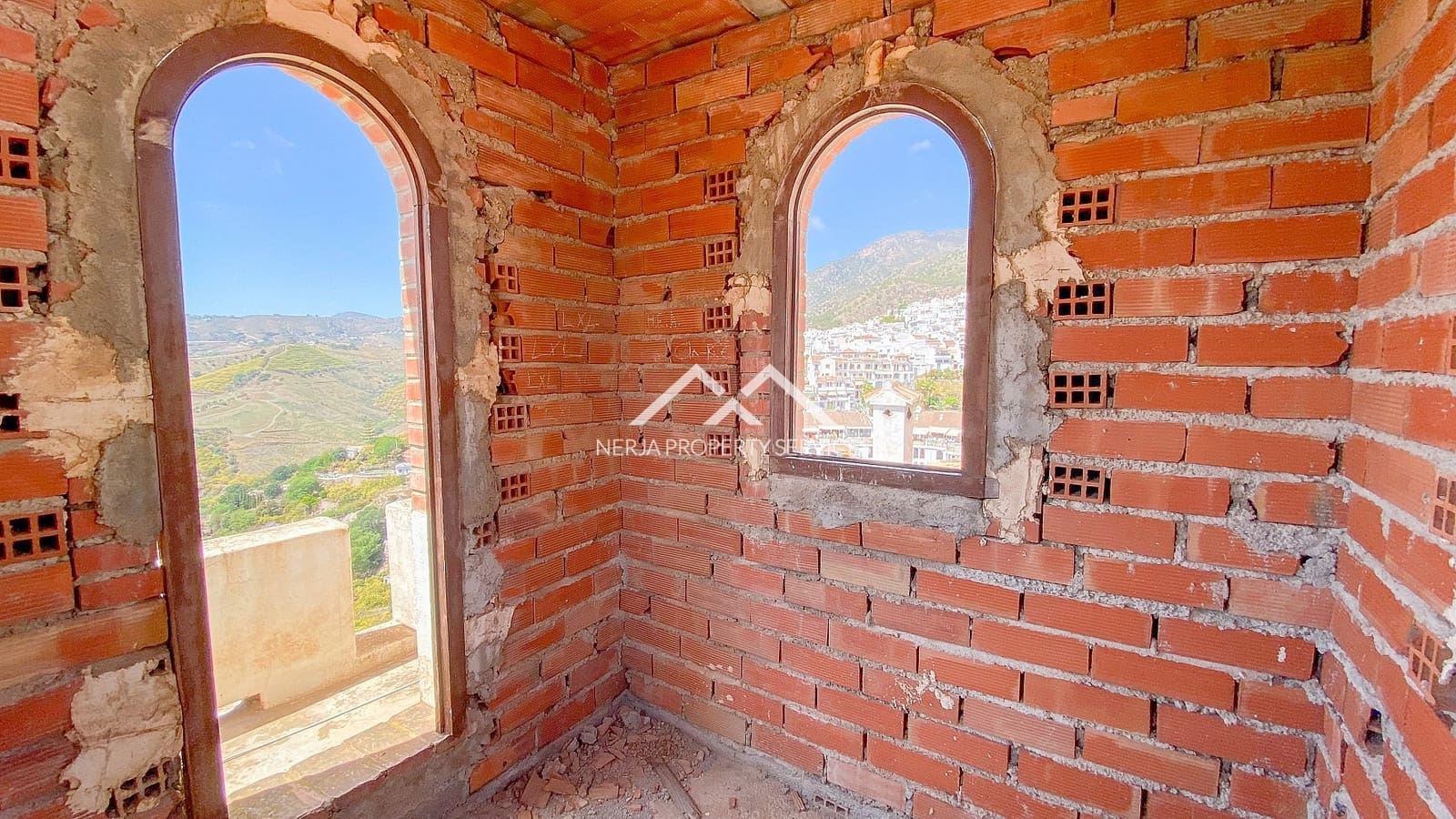 4 sypialnia Dom na sprzedaż w Frigiliana - 799 999 € (Ref: 8923157)