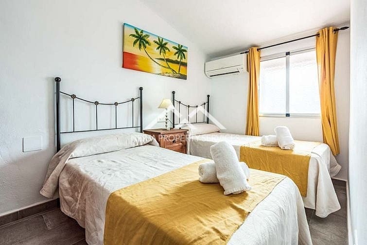 3 slaapkamer Villa te huur in Maro met zwembad - € 1.625 (Ref: 8932976)