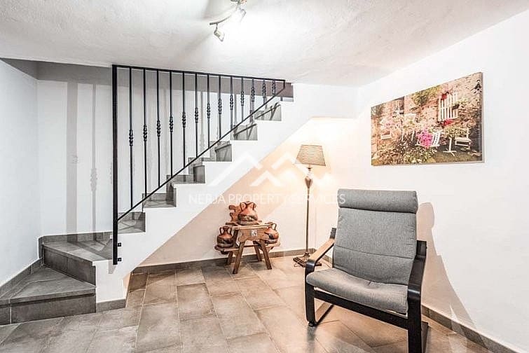 3 slaapkamer Villa te huur in Maro met zwembad - € 1.625 (Ref: 8932976)