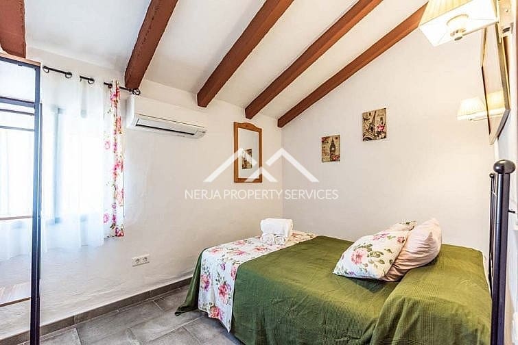 3 slaapkamer Villa te huur in Maro met zwembad - € 1.625 (Ref: 8932976)