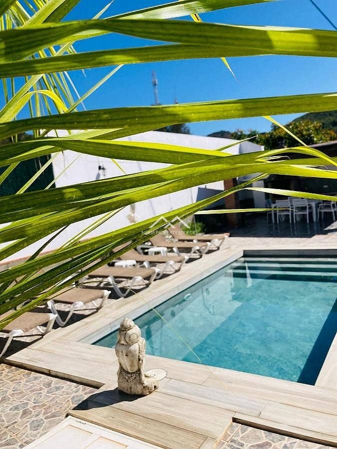 3 slaapkamer Villa te huur in Maro met zwembad - € 1.625 (Ref: 8932976)