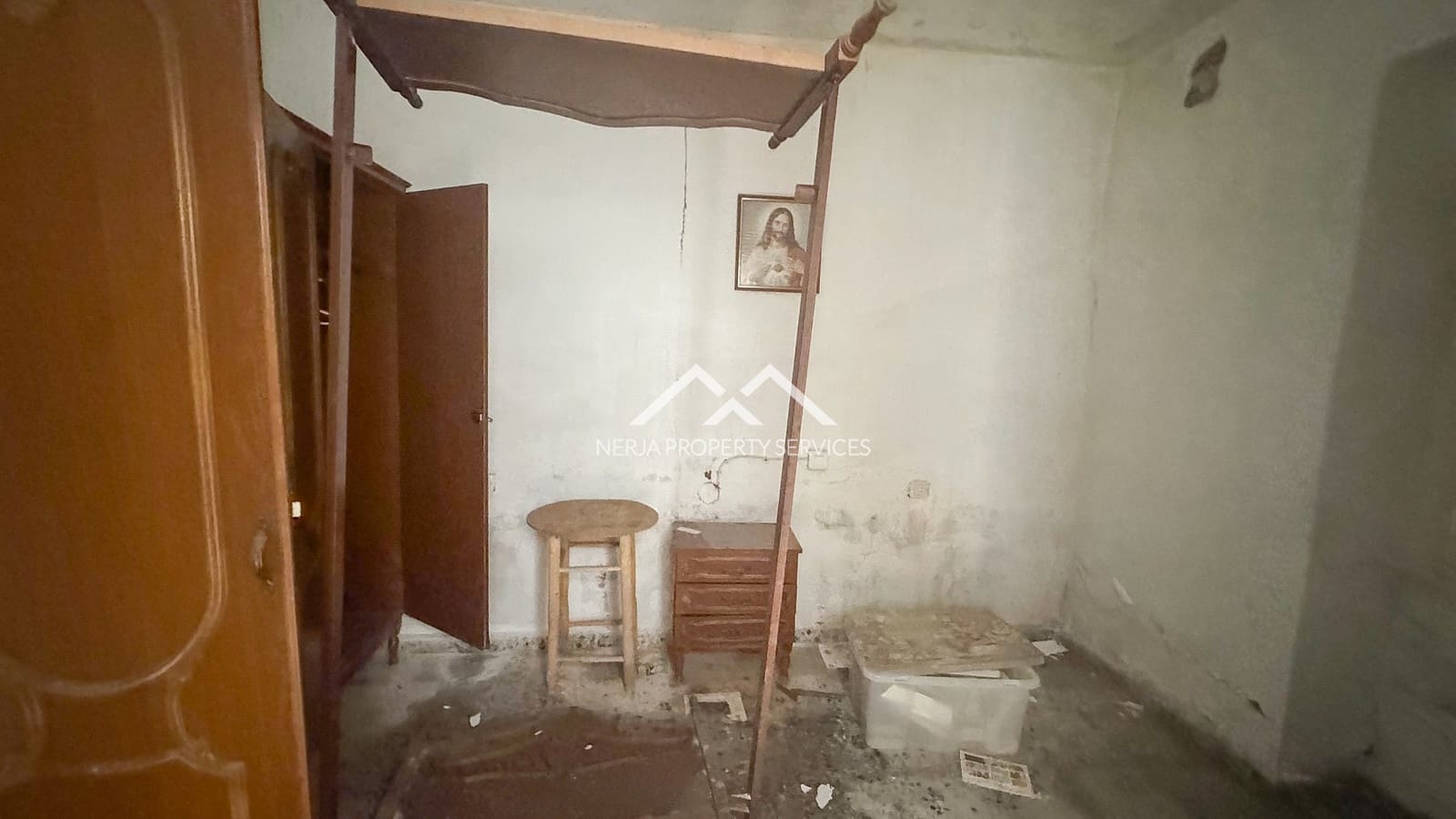 Byhus til salg i Nerja - € 350.000 (Ref: 8947246)