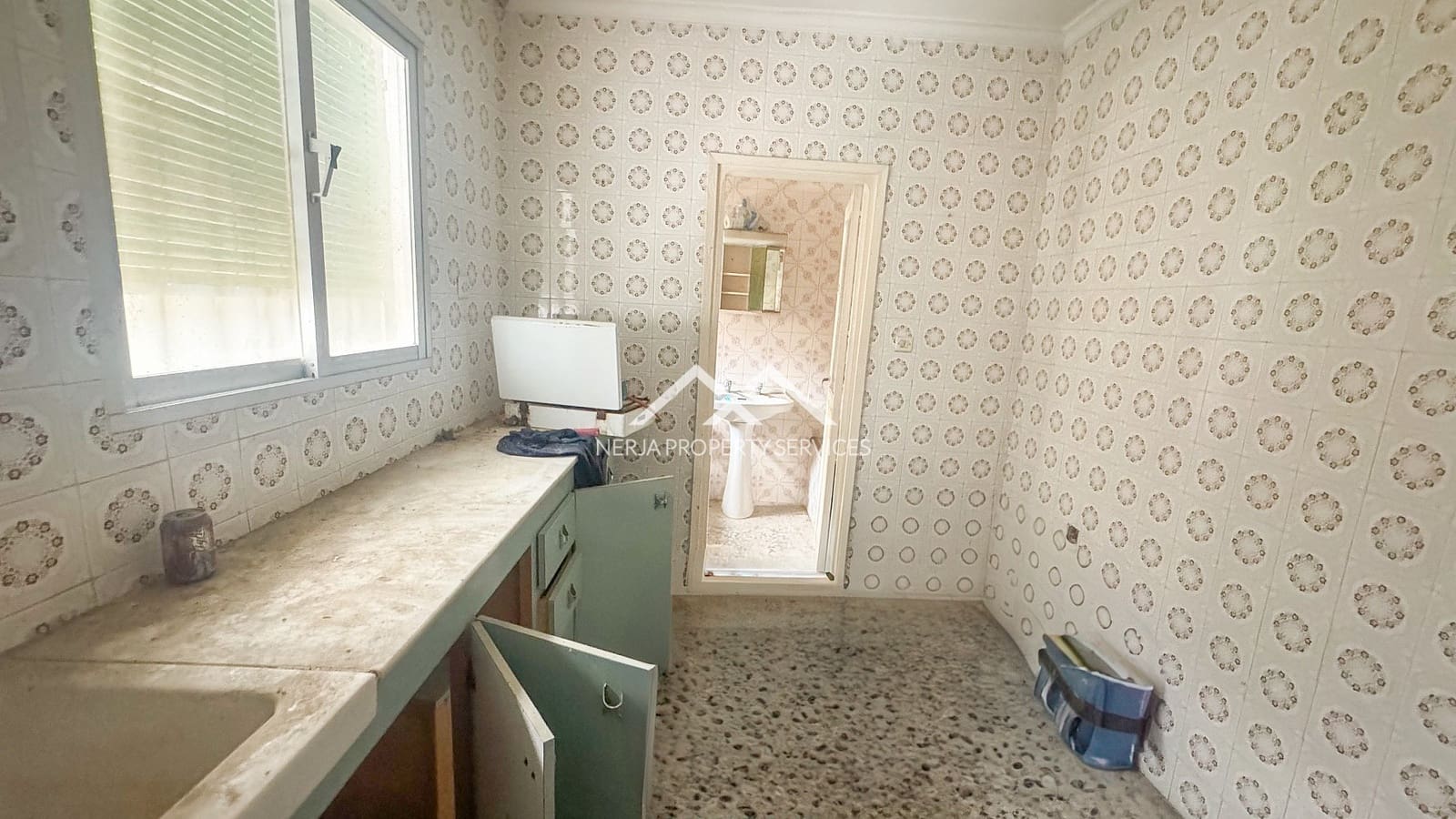 Byhus til salg i Nerja - € 350.000 (Ref: 8947246)