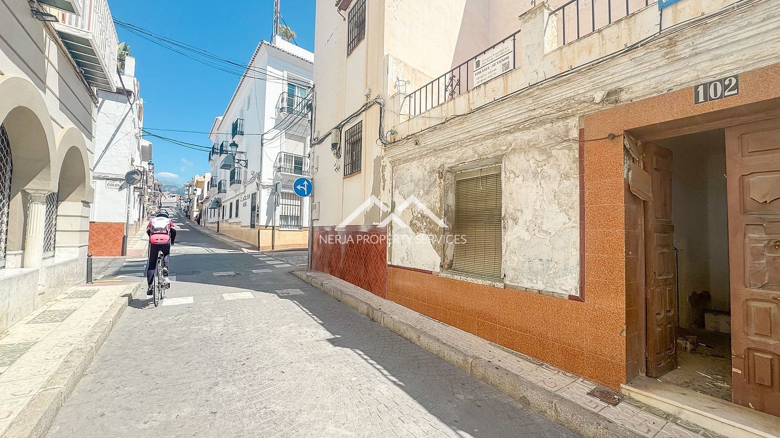 Byhus til salg i Nerja - € 350.000 (Ref: 8947246)