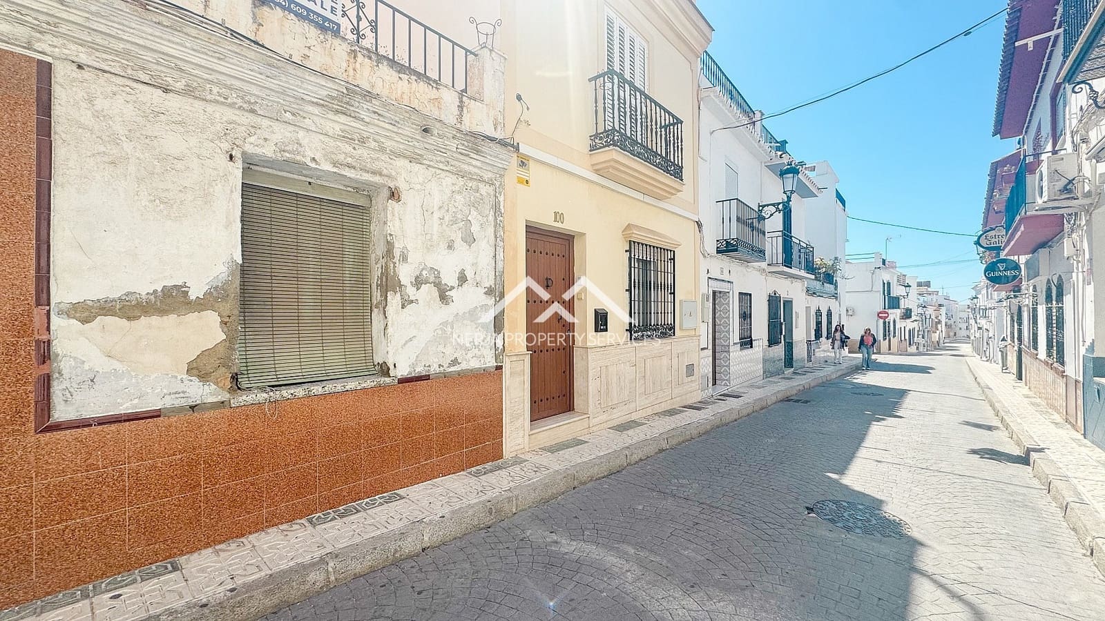 Byhus til salg i Nerja - € 350.000 (Ref: 8947246)