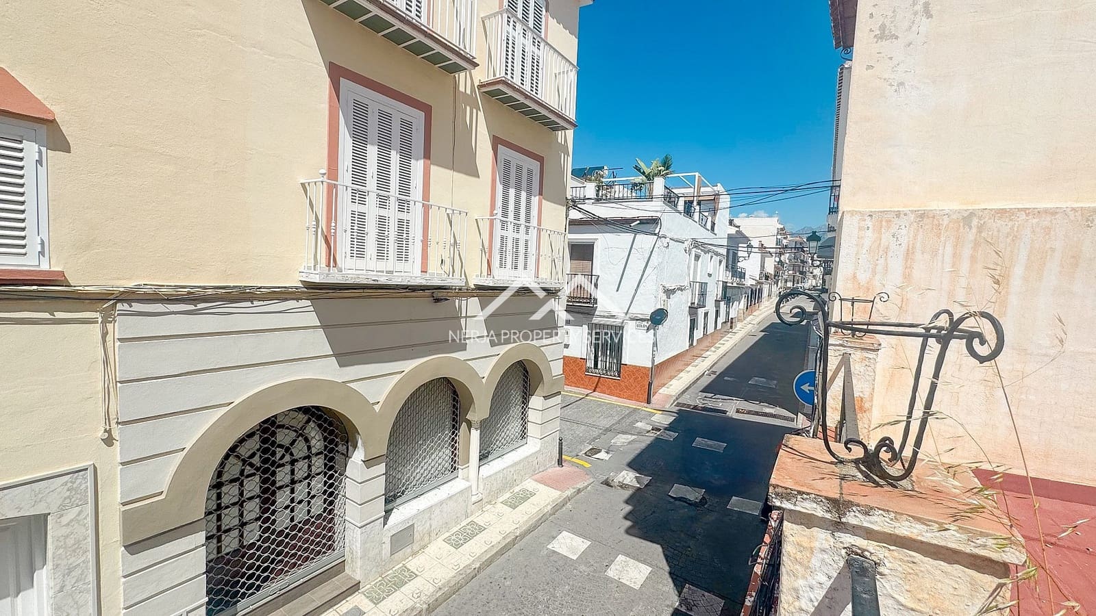 Byhus til salg i Nerja - € 350.000 (Ref: 8947246)