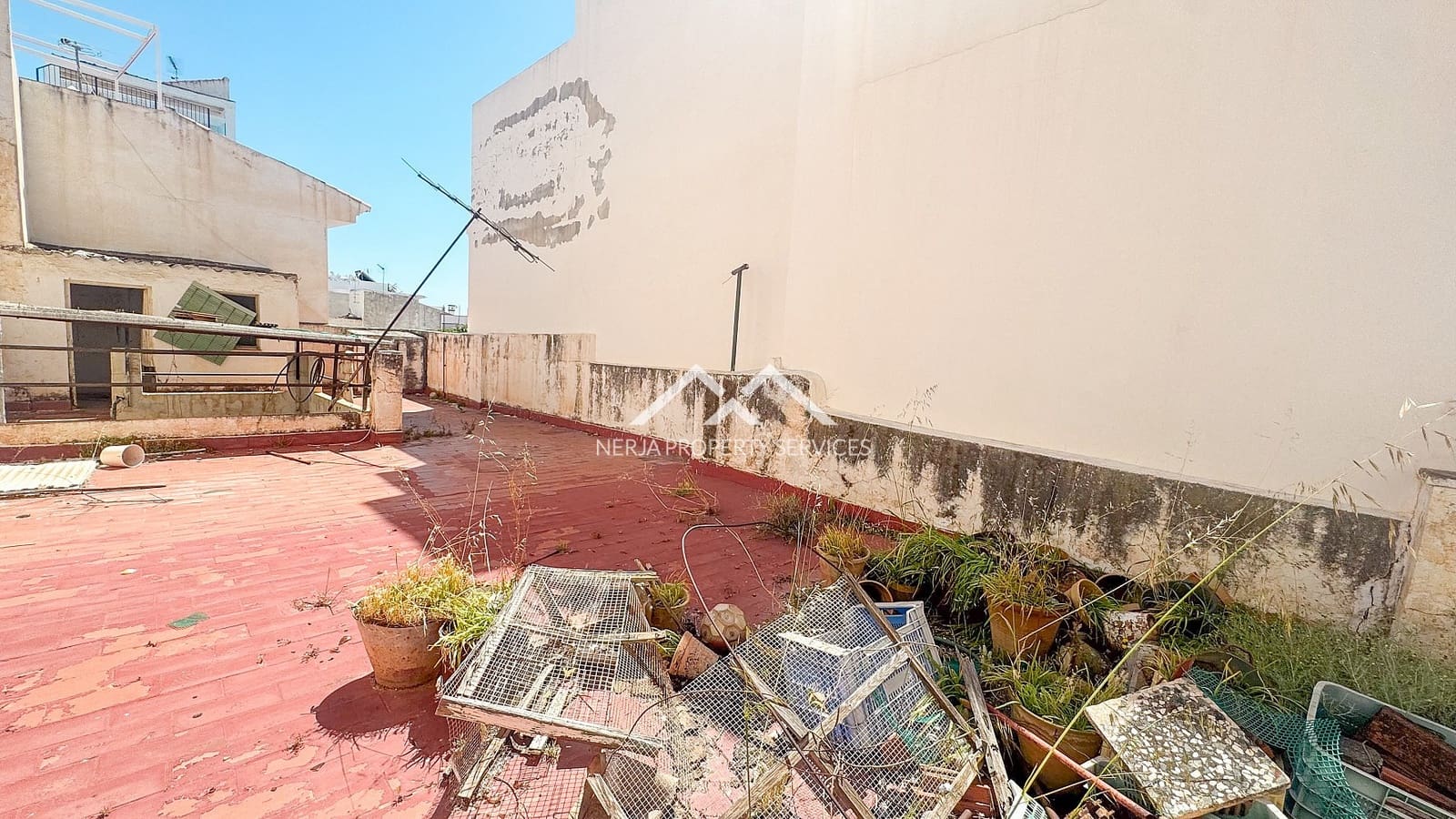 Byhus til salg i Nerja - € 350.000 (Ref: 8947246)