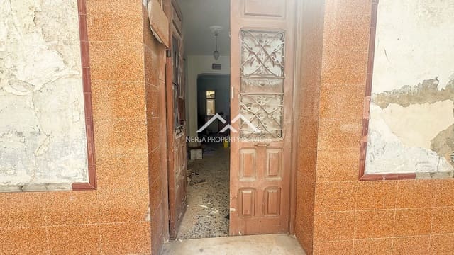 Byhus til salg i Centro, Nerja - € 350.000 (Ref: 8947246)