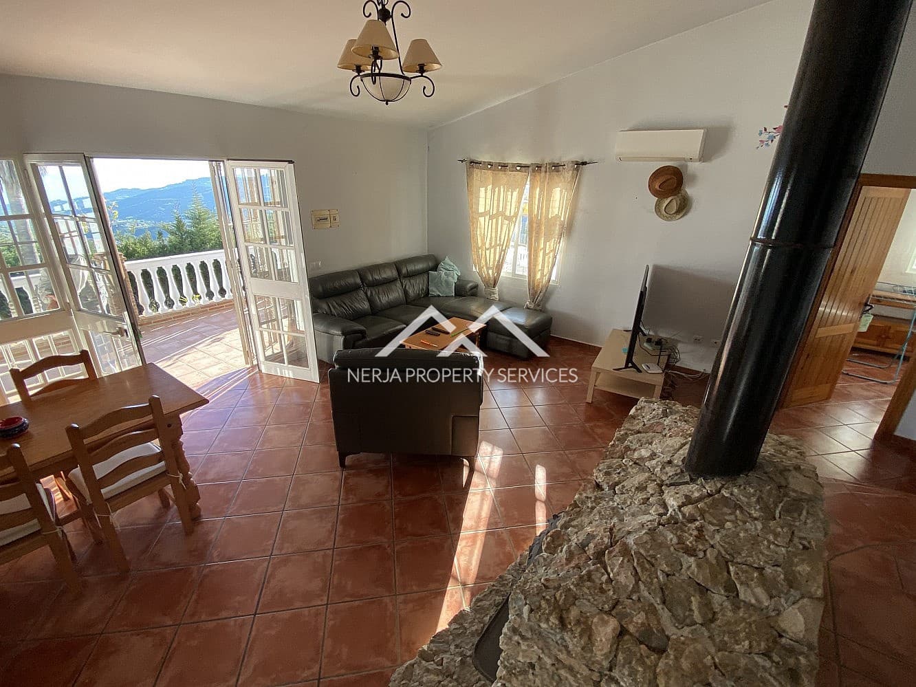 3 sypialnia Willa do wynajęcia w Frigiliana z basenem - 1 600 € (Ref: 8949652)