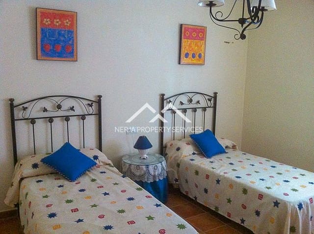 3 soverom Villa til leie i Triana, Vélez-Málaga med svømmebasseng - € 2 600 (Ref: 8960386)