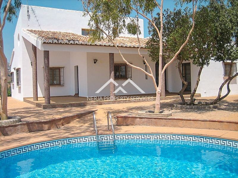 3 soveværelse Villa til leje i Triana med swimmingpool - € 2.600 (Ref: 8960386)