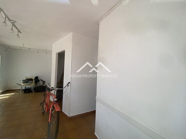 Kommersiell til salgs i Centro, Nerja - € 90 000 (Ref: 8970900)