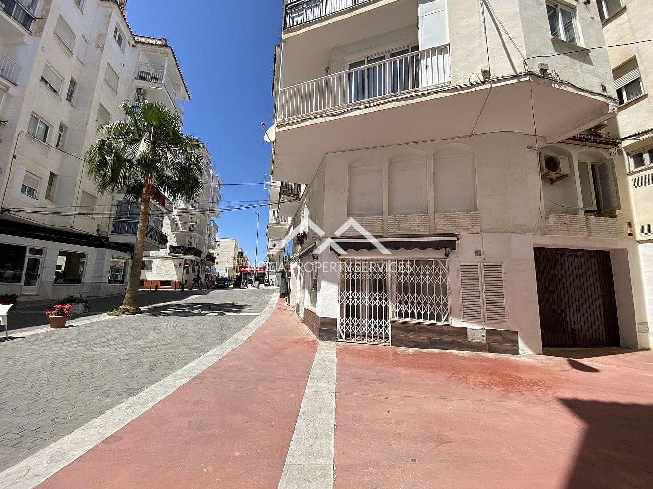 Commercieel te koop in Nerja - € 90.000 (Ref: 8970900)