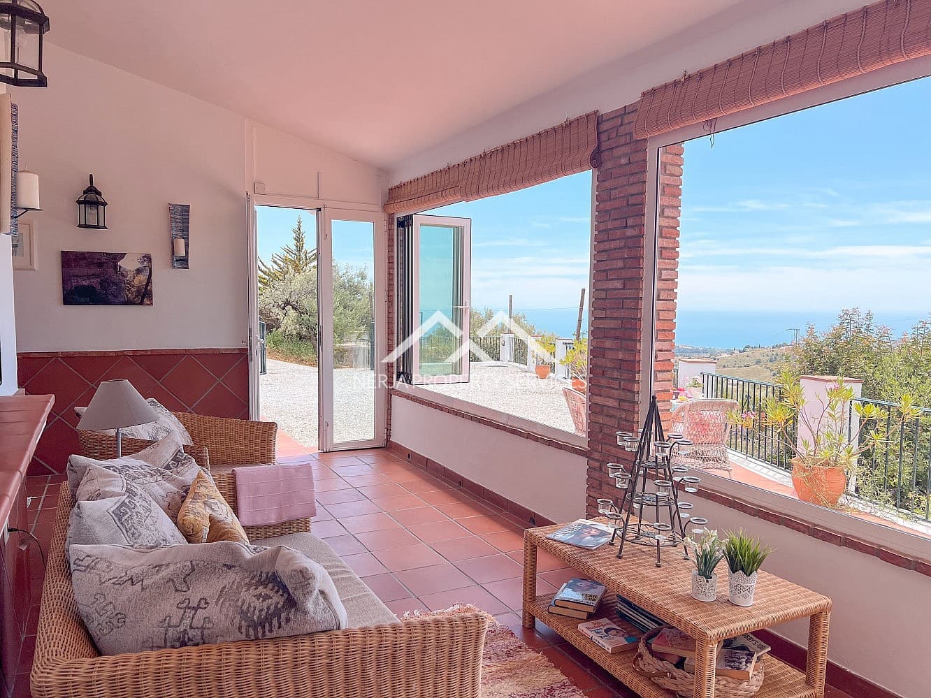 2 chambre Villa/Maison à vendre à Frigiliana avec piscine garage - 549 000 € (Ref: 8971191)