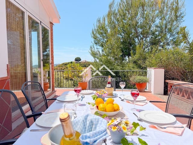 2 soverom Villa til salgs i Frigiliana med svømmebasseng garasje - € 549 000 (Ref: 8971191)