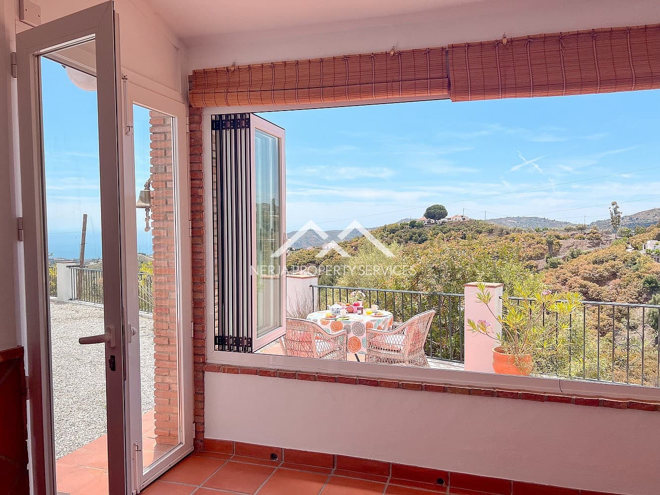 2 chambre Villa/Maison à vendre à Frigiliana avec piscine garage - 549 000 € (Ref: 8971191)