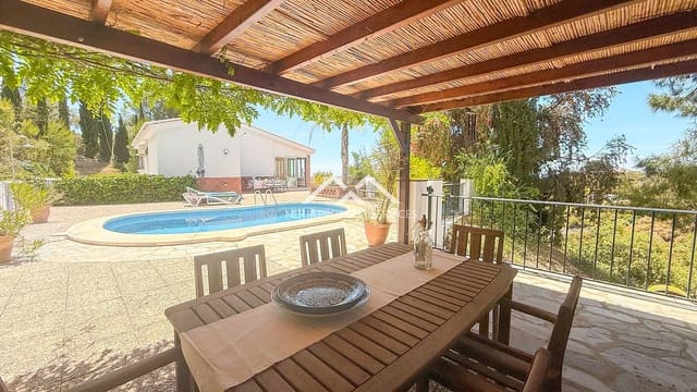 2 soverom Villa til salgs i Frigiliana med svømmebasseng garasje - € 549 000 (Ref: 8971191)