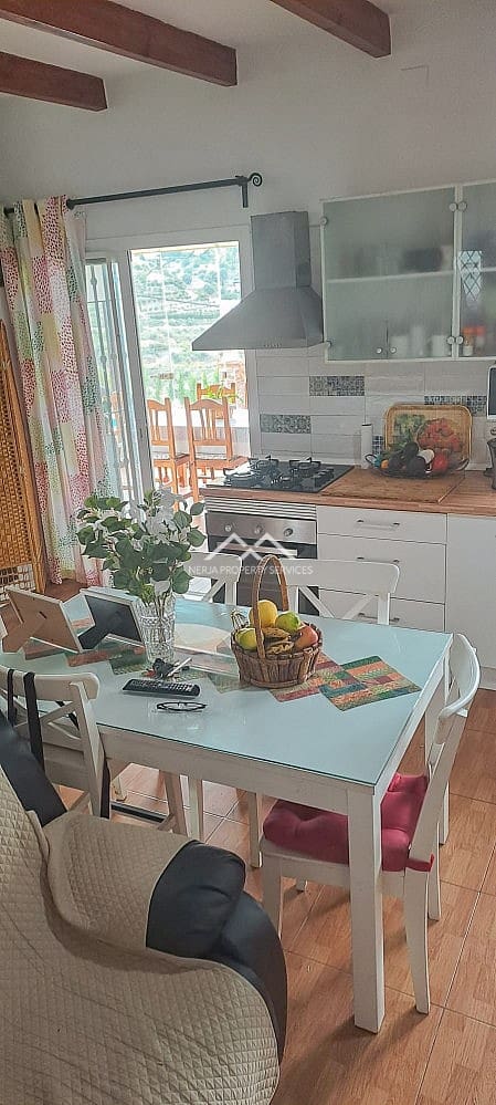 3 soveværelse Villa til leje i Torrox med swimmingpool garage - € 1.100 (Ref: 8971192)