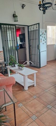 3 soveværelse Villa til leje i Torrox Pueblo, Torrox med swimmingpool garage - € 1.100 (Ref: 8971192)