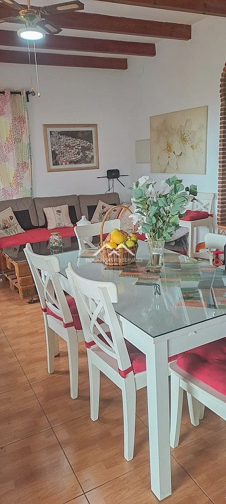 3 soveværelse Villa til leje i Torrox med swimmingpool garage - € 1.100 (Ref: 8971192)
