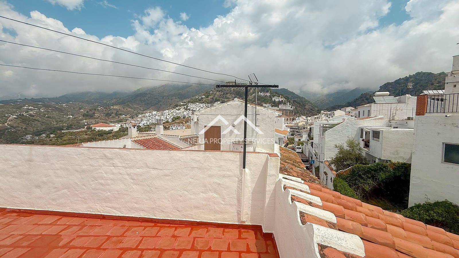 3 soveværelse Byhus til salg i Frigiliana - € 165.000 (Ref: 8987362)
