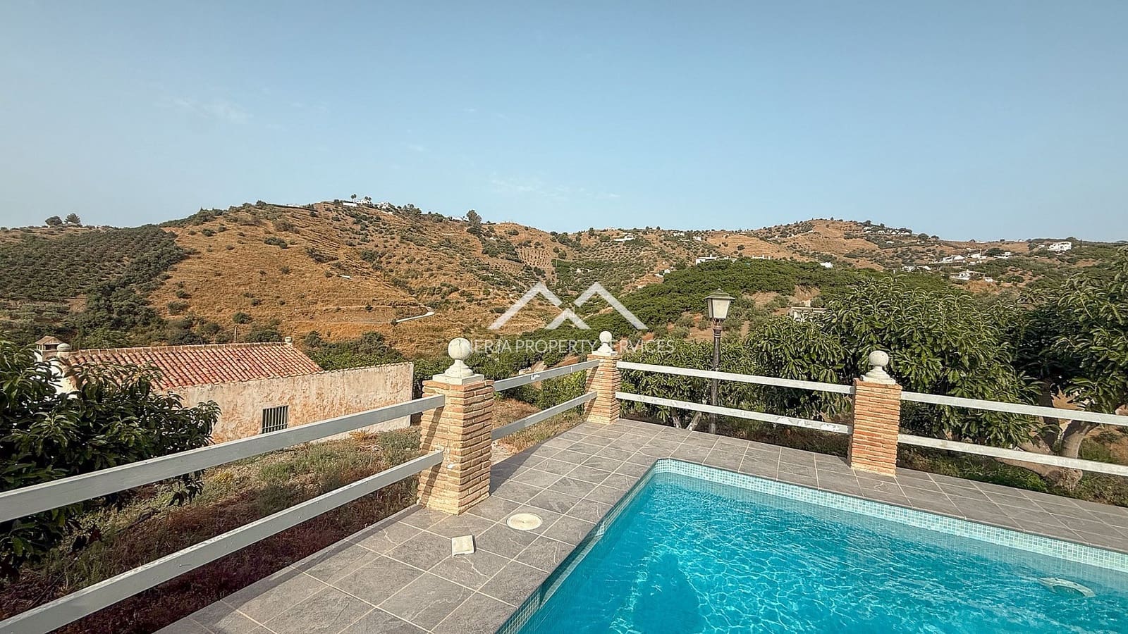 3 soverom Finca/Herregård til salgs i Frigiliana med svømmebasseng - € 349 000 (Ref: 8989850)