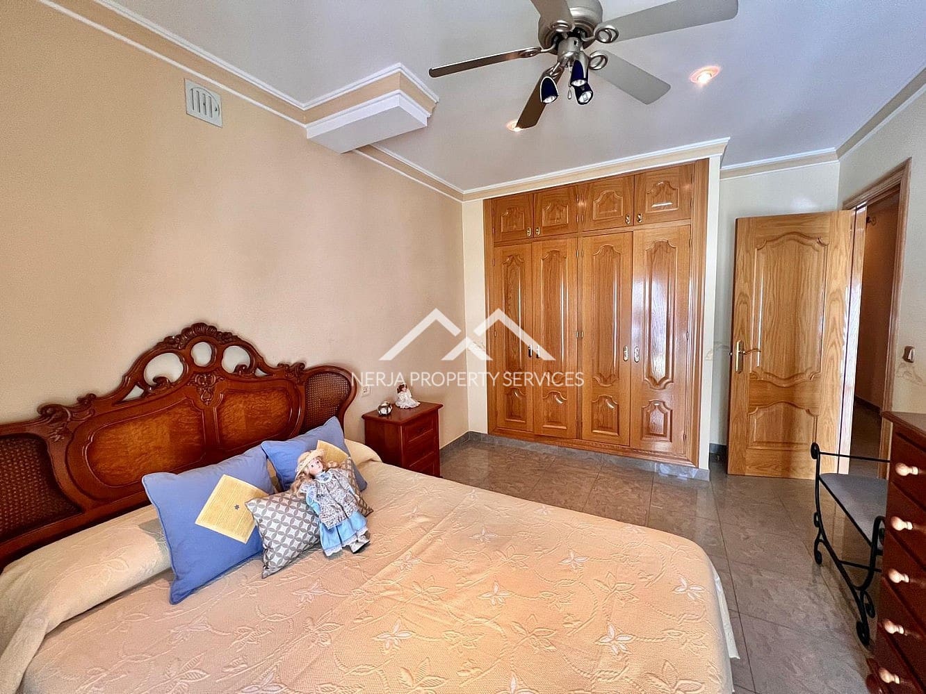 5 slaapkamer Appartement te koop in Torrox - € 245.000 (Ref: 9001948)