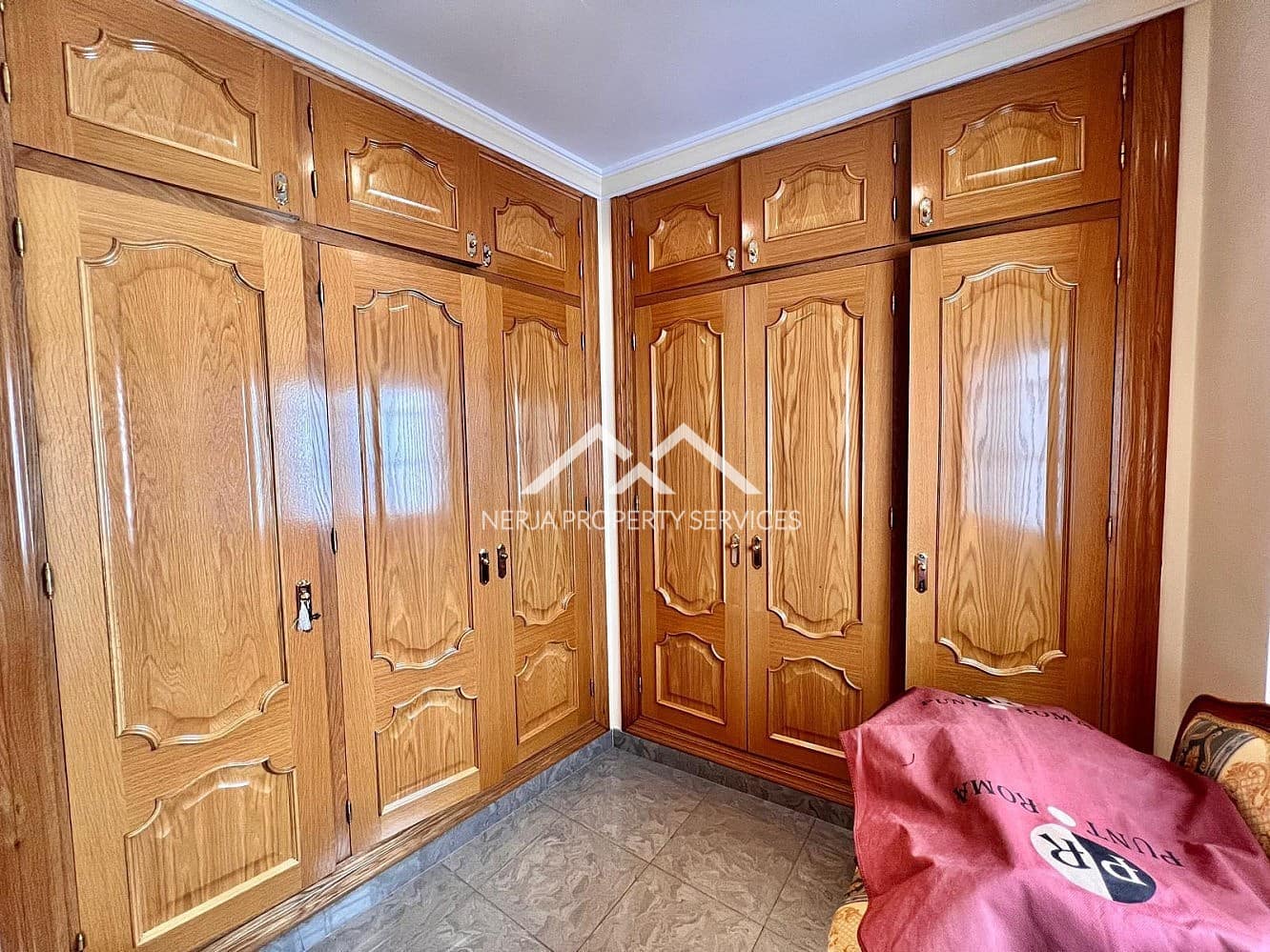 5 slaapkamer Appartement te koop in Torrox - € 245.000 (Ref: 9001948)