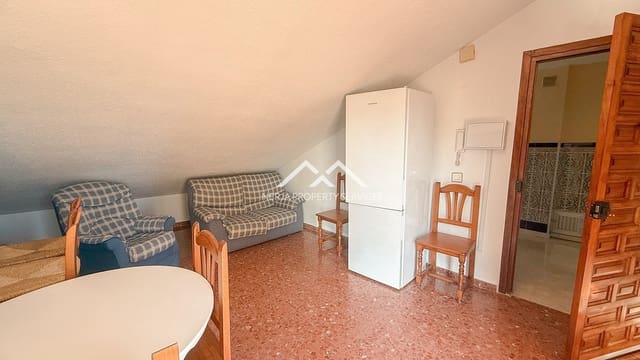 1 soverom Leilighet til leie i El Peñoncillo, Torrox - € 700 (Ref: 9002501)