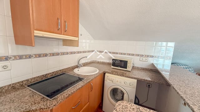 1 soverom Leilighet til leie i El Peñoncillo, Torrox - € 700 (Ref: 9002501)