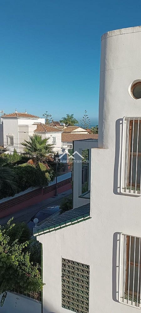 3 soveværelse Lejlighed til salg i Nerja - € 260.000 (Ref: 9027197)
