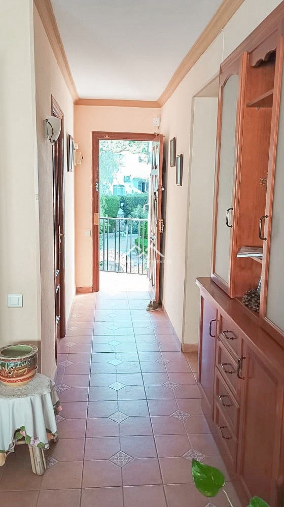 3 soveværelse Lejlighed til salg i Nerja - € 260.000 (Ref: 9027197)