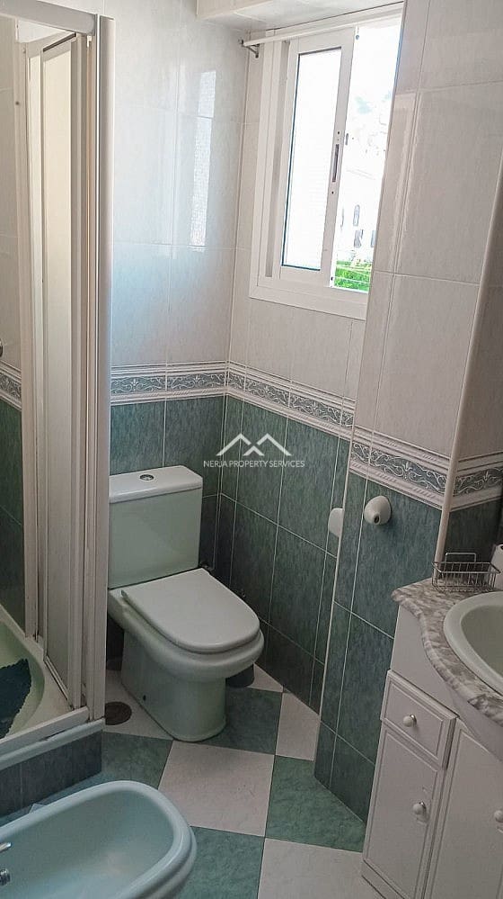 3 soveværelse Lejlighed til salg i Nerja - € 260.000 (Ref: 9027197)