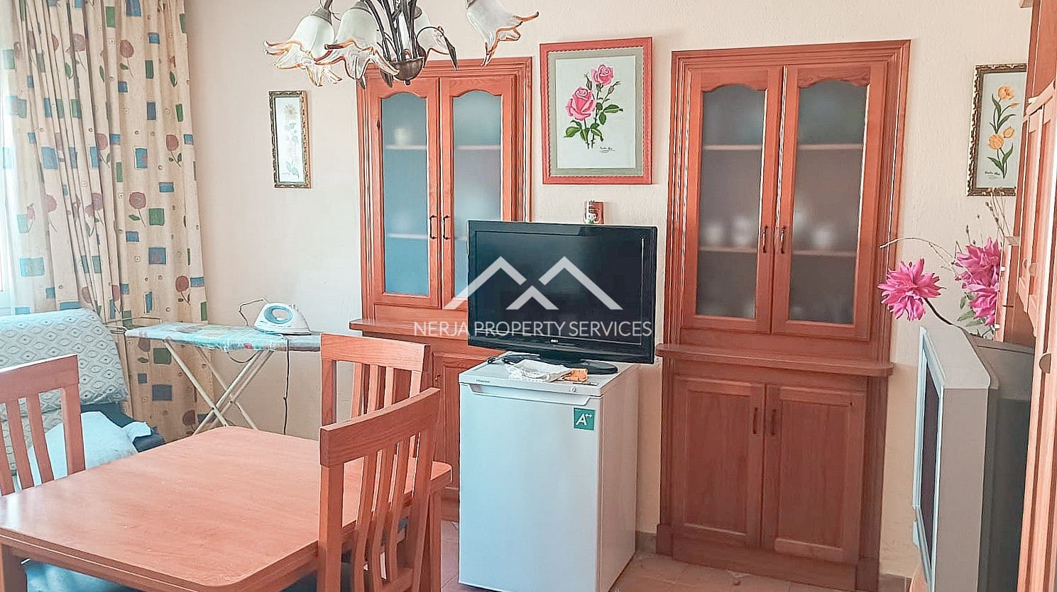 3 soveværelse Lejlighed til salg i Nerja - € 260.000 (Ref: 9027197)