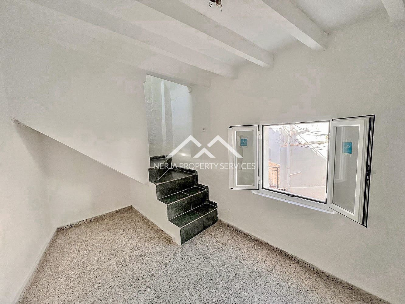 2 soveværelse Byhus til salg i Torrox - € 125.000 (Ref: 9027198)