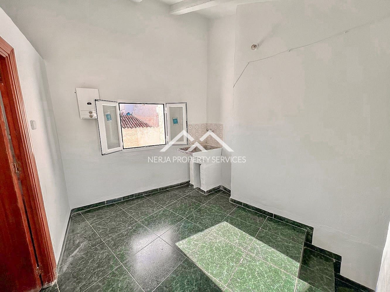 2 soveværelse Byhus til salg i Torrox - € 125.000 (Ref: 9027198)