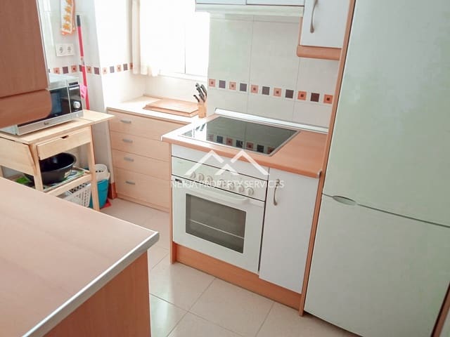 Appartement de 2 chambres à louer à Centro, Nerja - 1 200 € (Ref: 9033343)