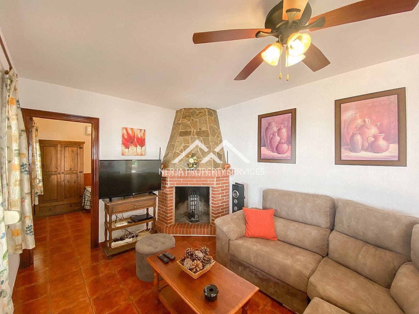 3 bedroom Villa for rent in Torrox with pool garage - € 1,700 (Ref: 9046329)