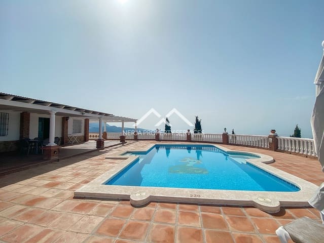 3 bedroom Villa for rent in Torrox Pueblo, Torrox with pool garage - € 1,700 (Ref: 9046329)