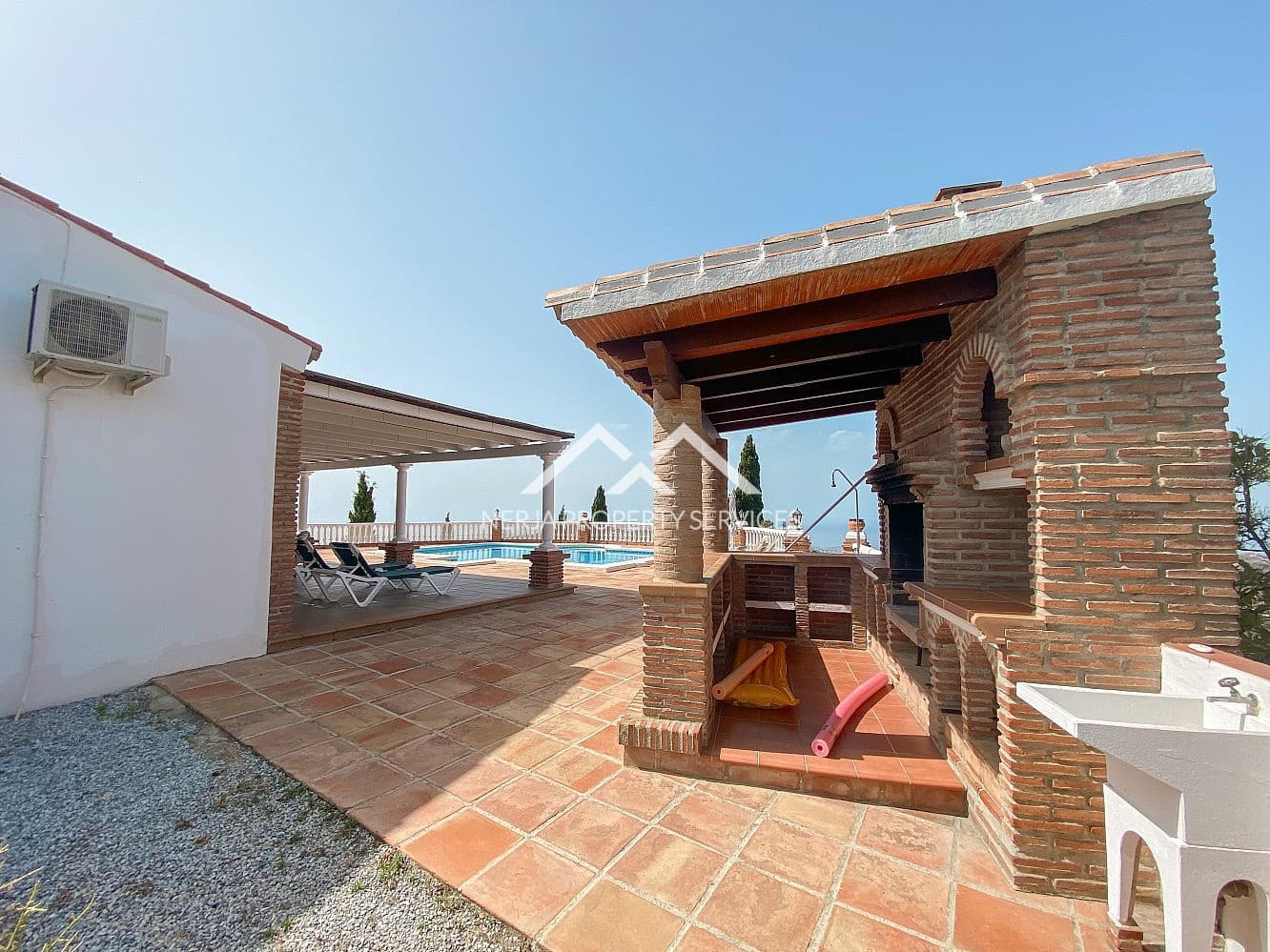 3 bedroom Villa for rent in Torrox with pool garage - € 1,700 (Ref: 9046329)