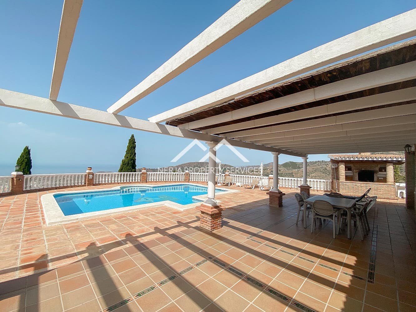 3 bedroom Villa for rent in Torrox with pool garage - € 1,700 (Ref: 9046329)