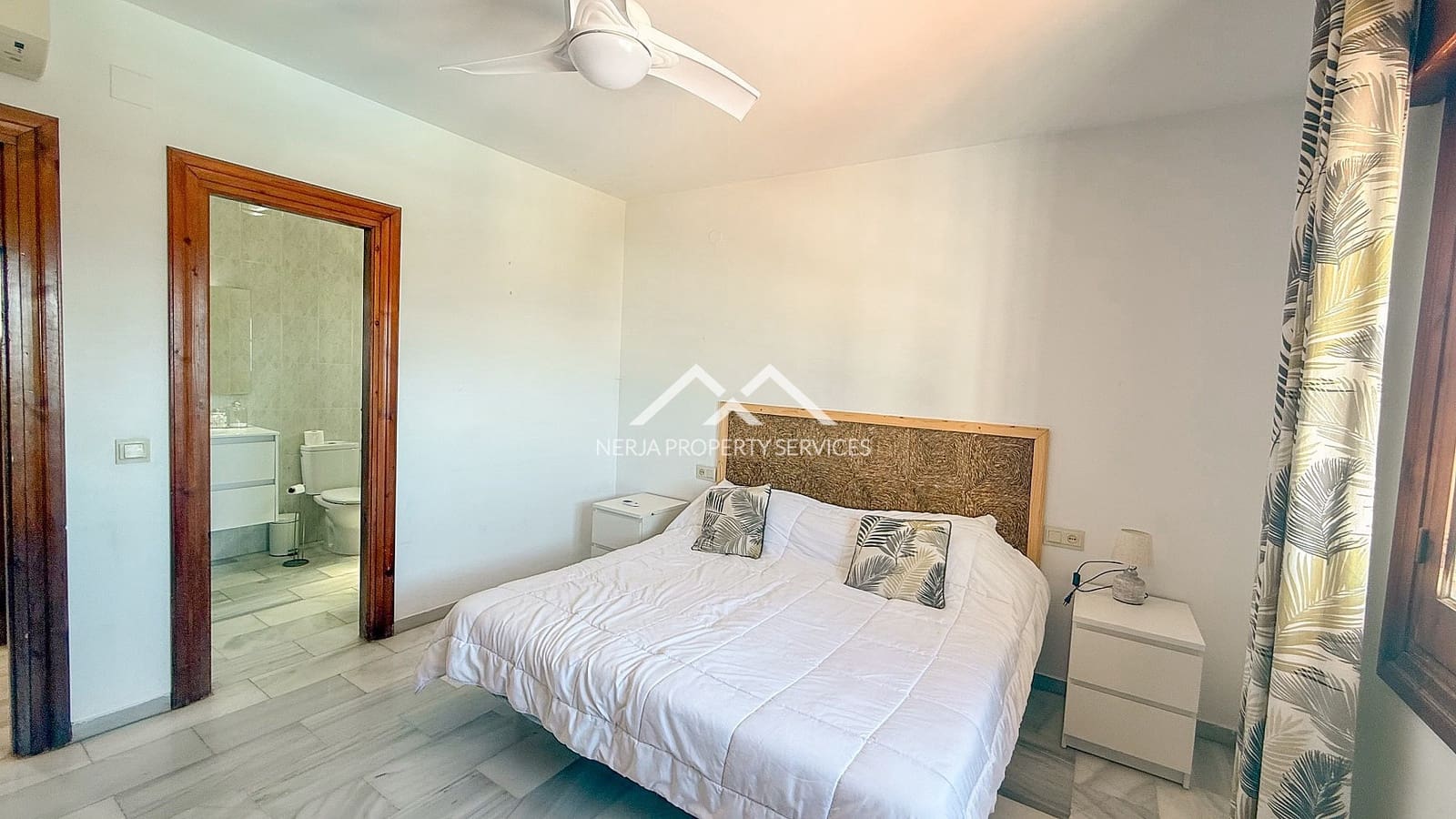 2 soveværelse Villa til salg i Nerja med swimmingpool garage - € 650.000 (Ref: 9086437)