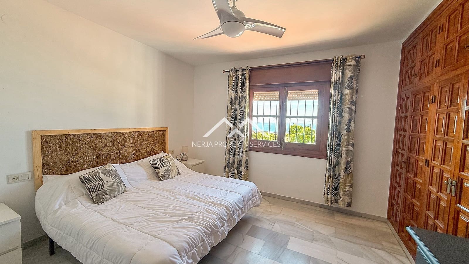 2 soveværelse Villa til salg i Nerja med swimmingpool garage - € 650.000 (Ref: 9086437)